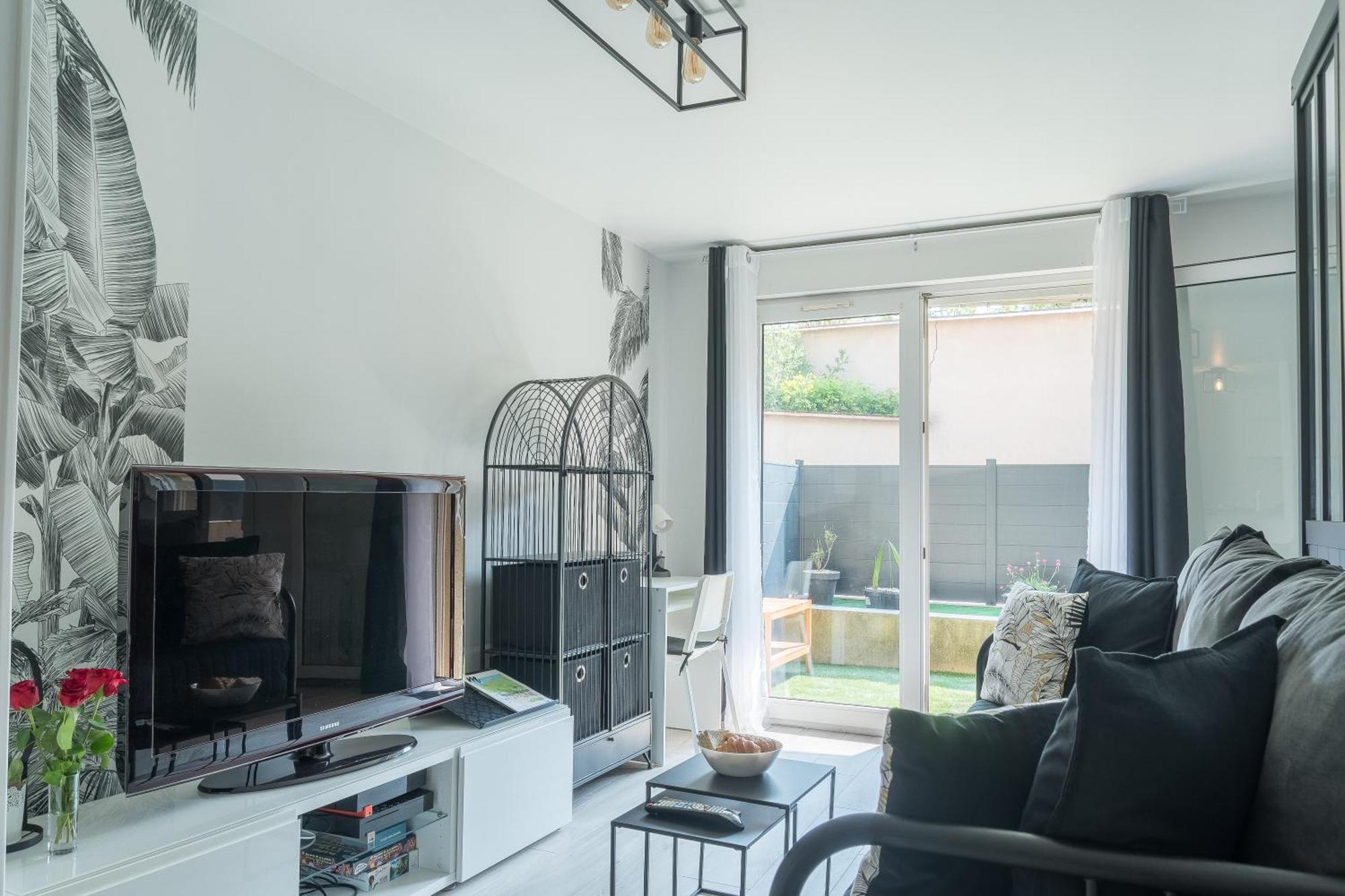 Appartamento The Jungle Loft Paris-Tgv-Orly Confort Massy  Esterno foto